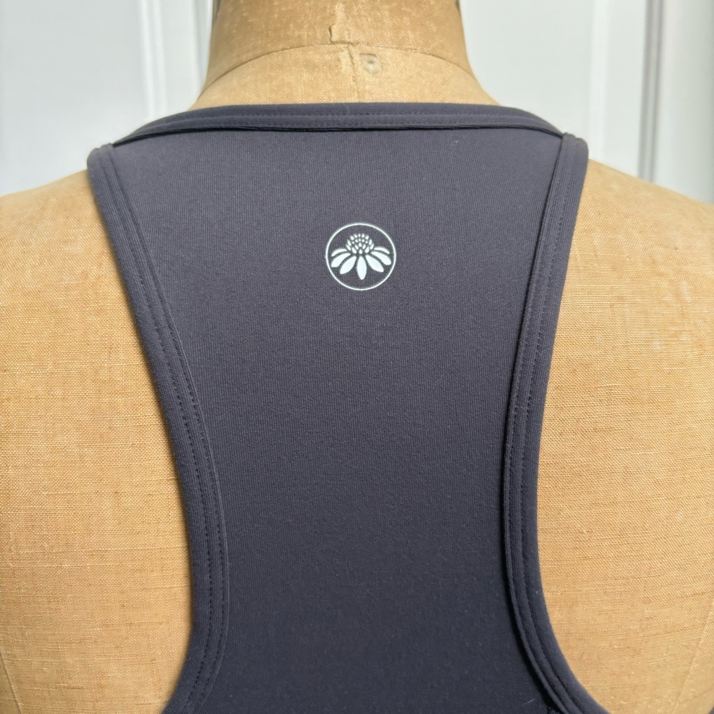 Womens Senita Athletic Wear Gray Workout Biking/ Spinning/ Yoga Tank Top Size M - Picture 6 of 8